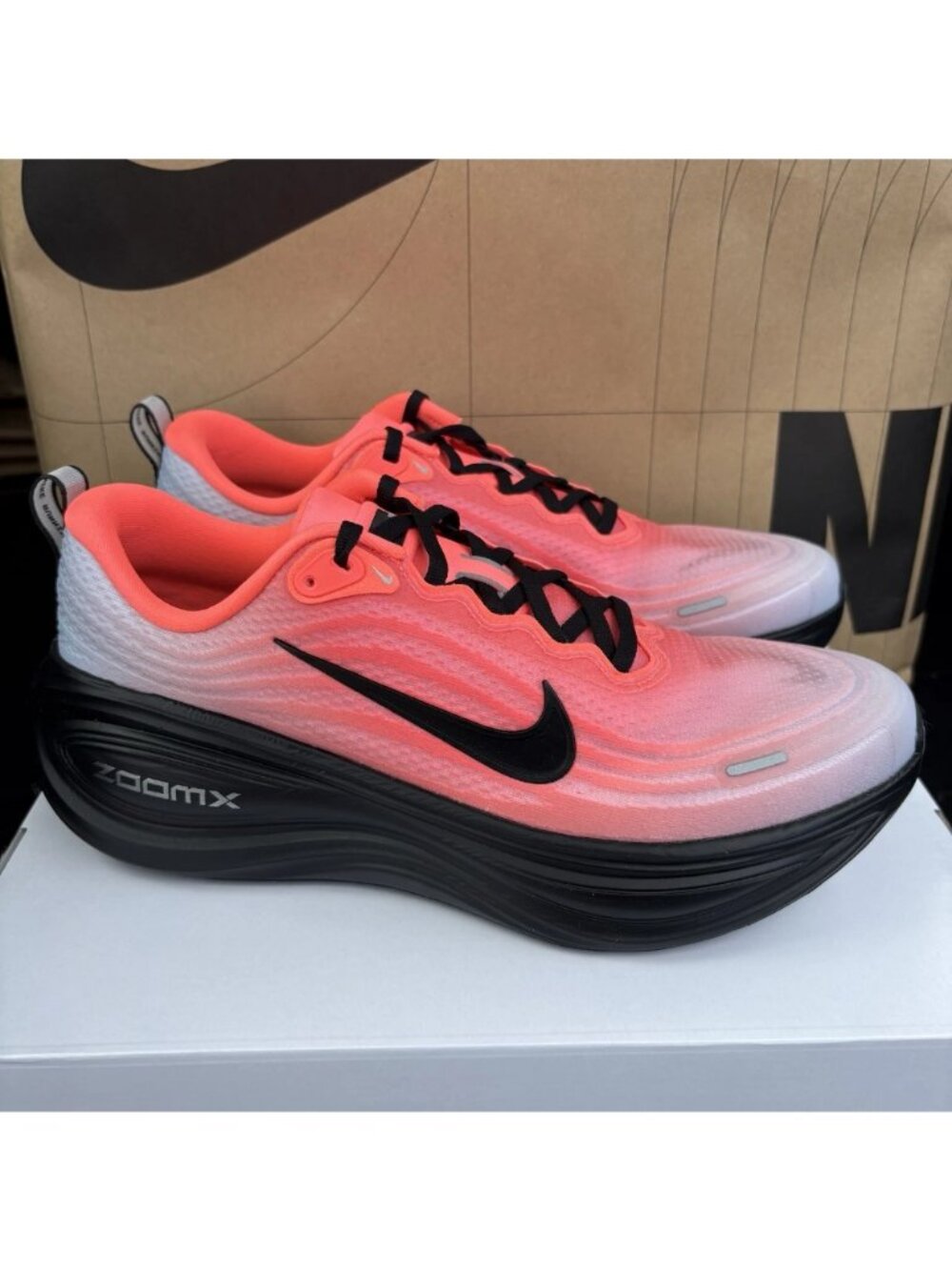 NEW Nike Vomero Plus Mens Size 11 By You Black Infrared Gradient IQ1021-900